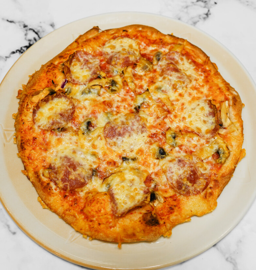 Pizza Salami Champignons