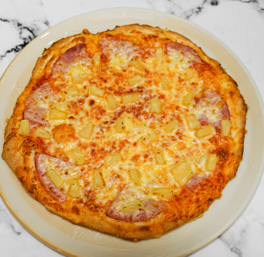 Pizza Schinken Ananas